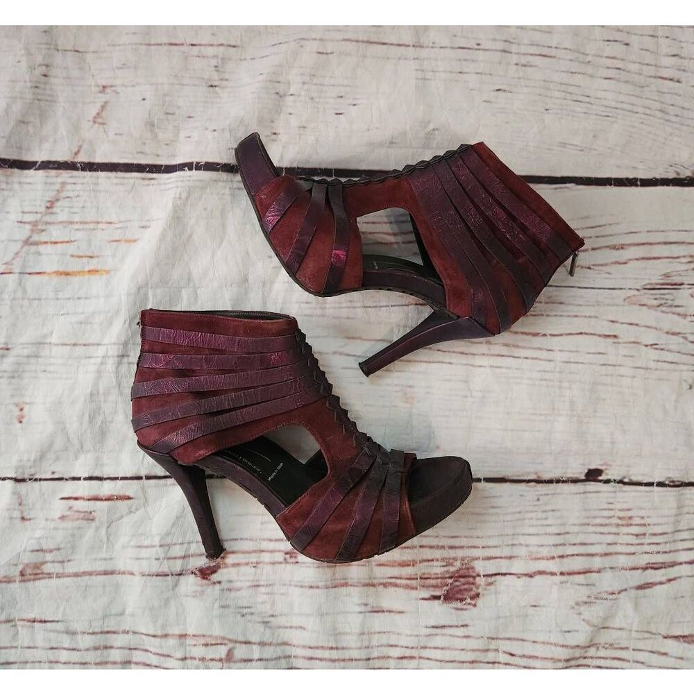 Donald J Pliner Gladiz Platform Burgundy Suede and Leather Heeled Sandals Size 8